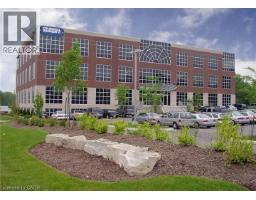 508 RIVERBEND Drive Unit# 29 A-B, Kitchener, Ontario