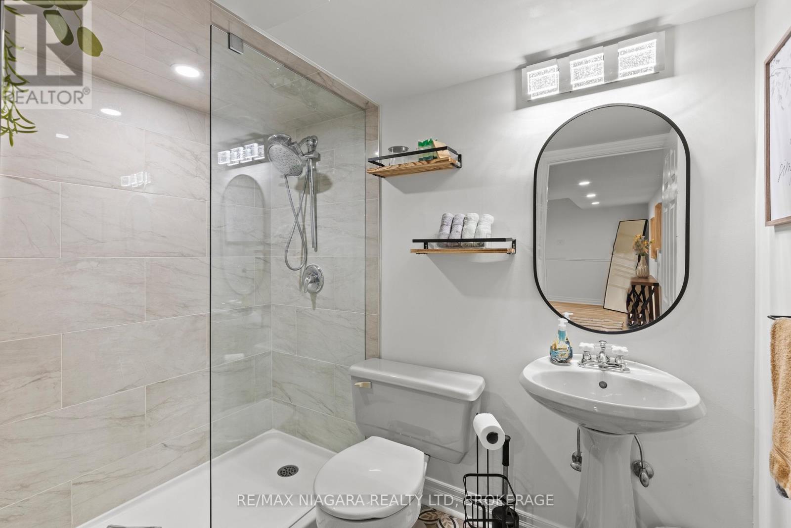 202 Anne Street, Niagara-On-The-Lake, Ontario  L0S 1J0 - Photo 25 - X12756492