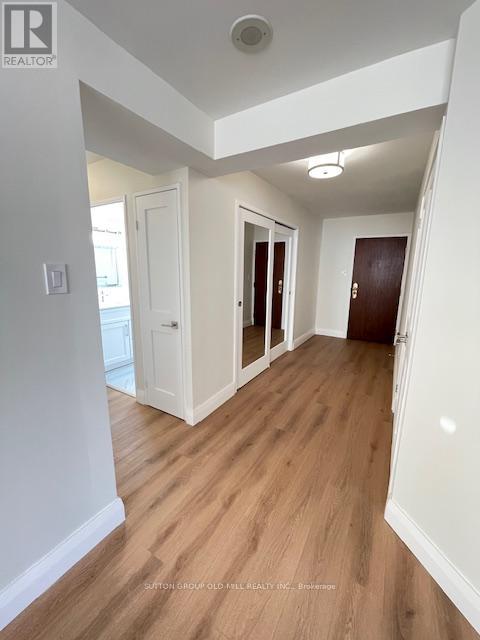 1208 - 1300 Islington Avenue, Toronto (Islington-City Centre West), Ontario  M9A 5C4 - Photo 9 - W12756152