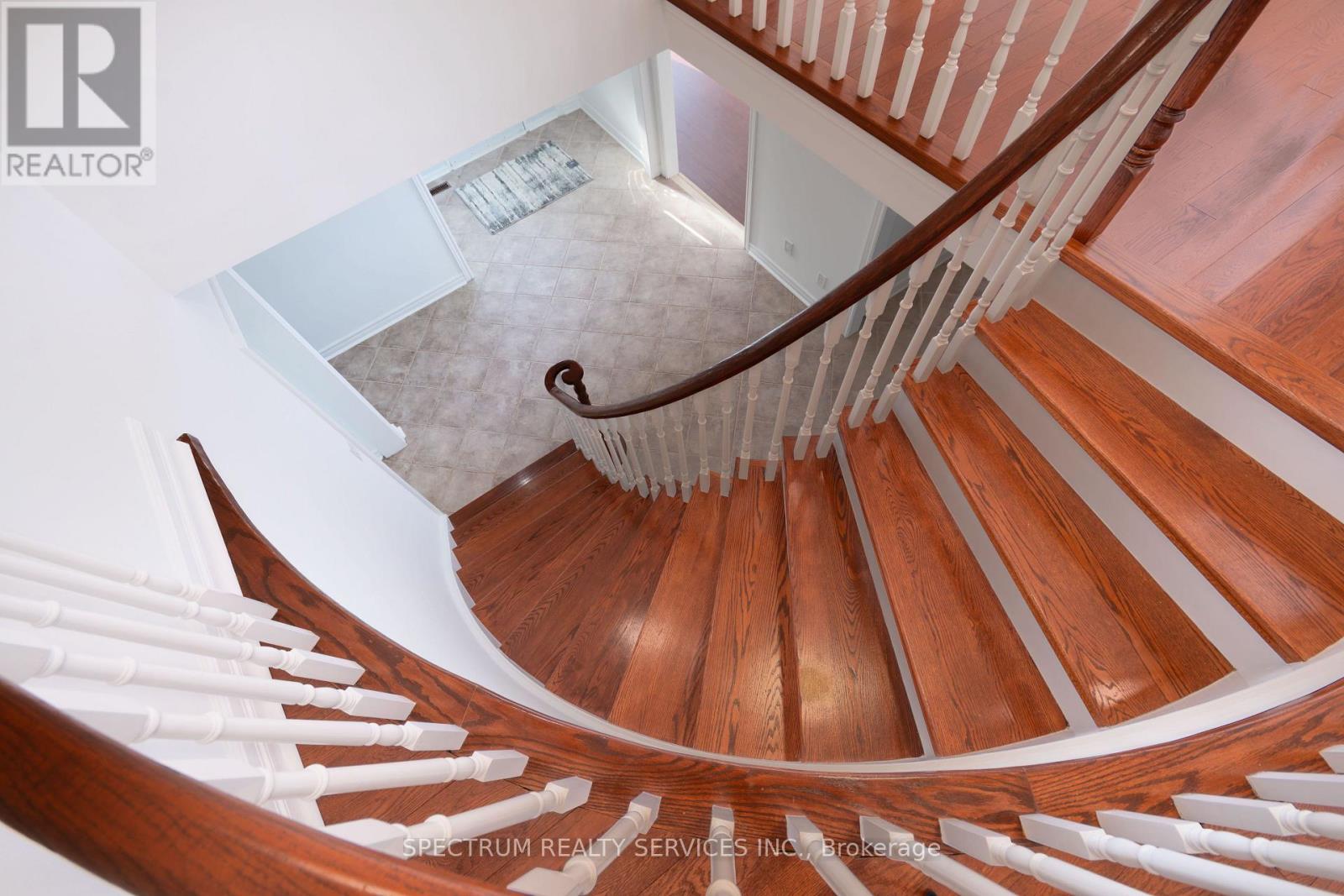 107 Carrington Drive, Richmond Hill (Mill Pond), Ontario  L4C 7X8 - Photo 20 - N12756484