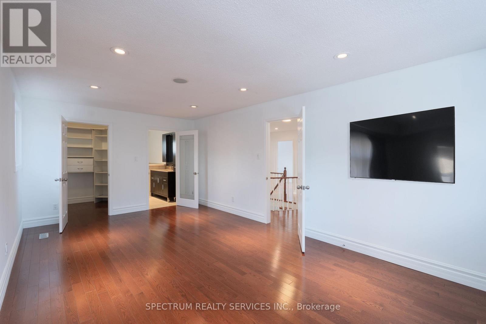 107 Carrington Drive, Richmond Hill (Mill Pond), Ontario  L4C 7X8 - Photo 23 - N12756484