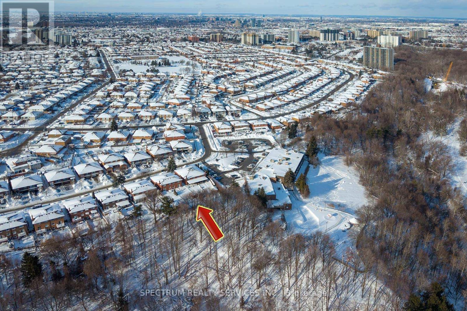 27 Clubhouse Court, Toronto, Ontario  M3L 2L7 - Photo 46 - W12756490