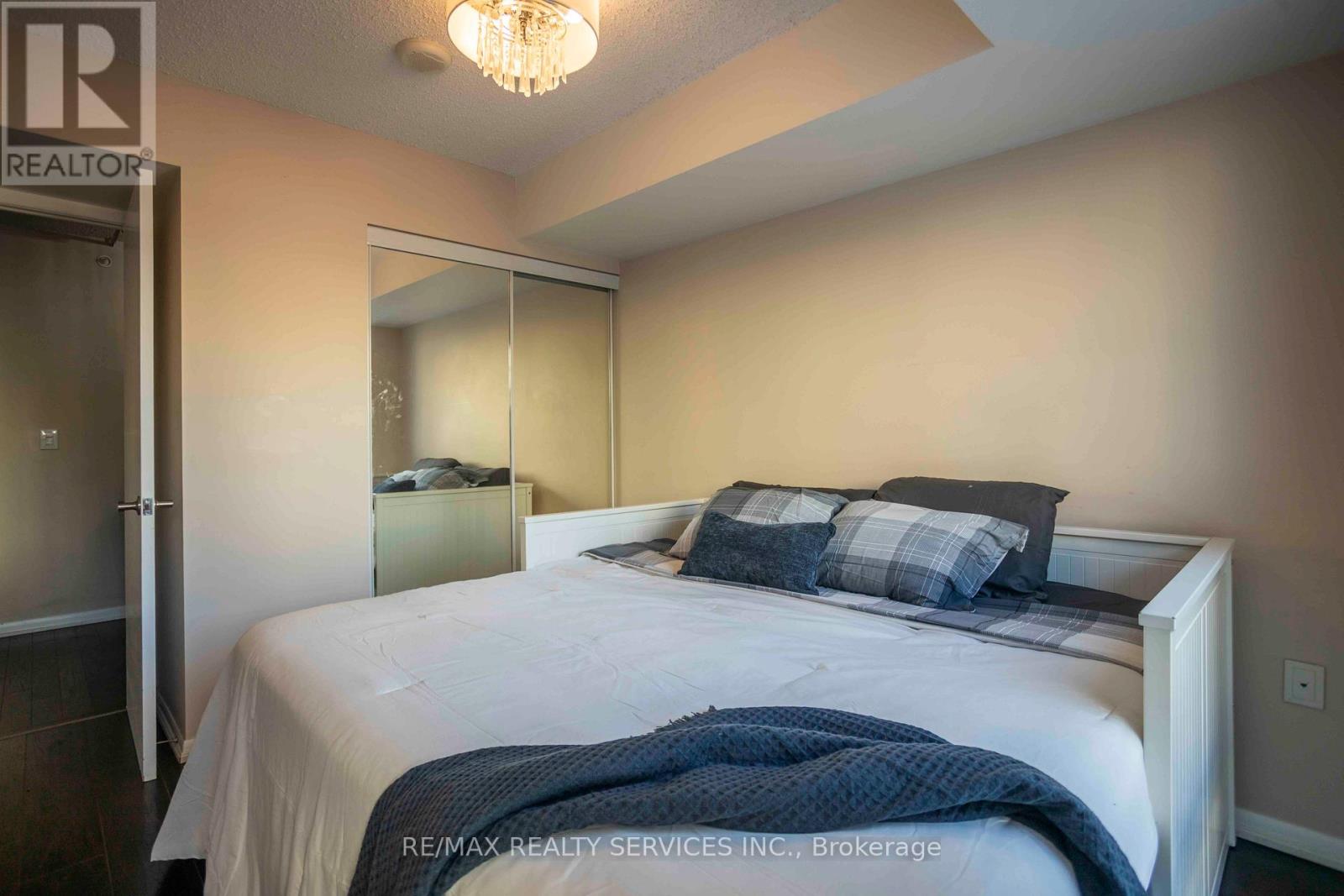 703 - 800 Lawrence Avenue W, Toronto (Yorkdale-Glen Park), Ontario  M6A 0B1 - Photo 12 - W12756506