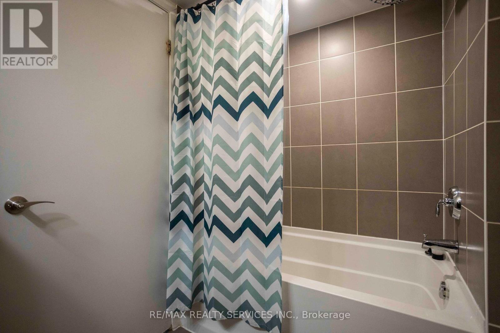 703 - 800 Lawrence Avenue W, Toronto (Yorkdale-Glen Park), Ontario  M6A 0B1 - Photo 19 - W12756506