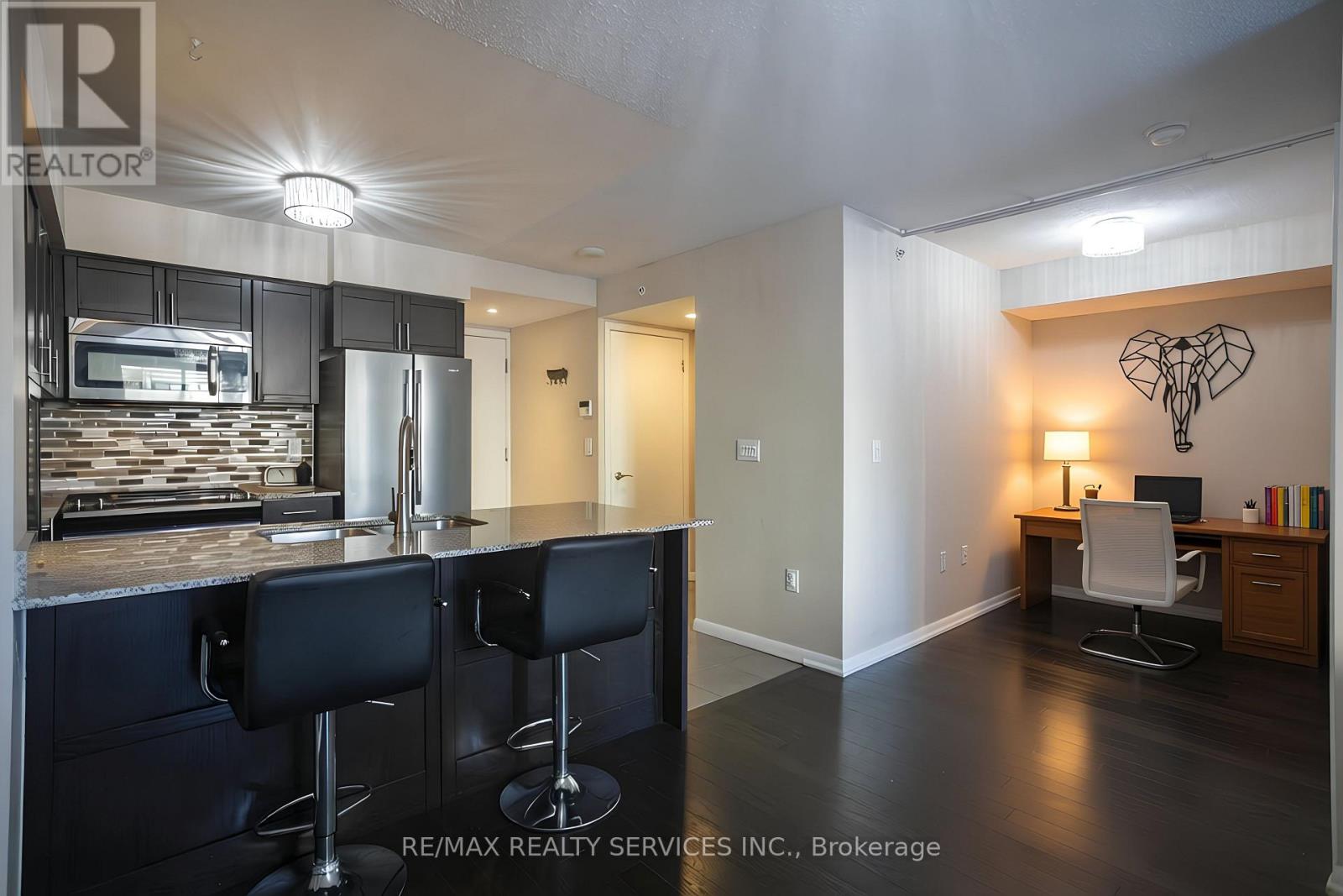 703 - 800 Lawrence Avenue W, Toronto (Yorkdale-Glen Park), Ontario  M6A 0B1 - Photo 7 - W12756506