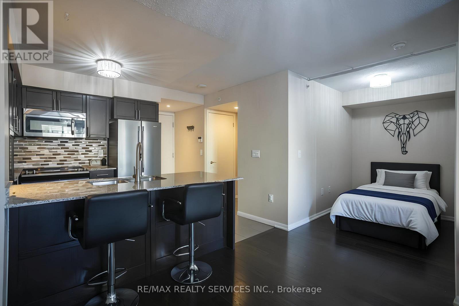 703 - 800 Lawrence Avenue W, Toronto (Yorkdale-Glen Park), Ontario  M6A 0B1 - Photo 8 - W12756506