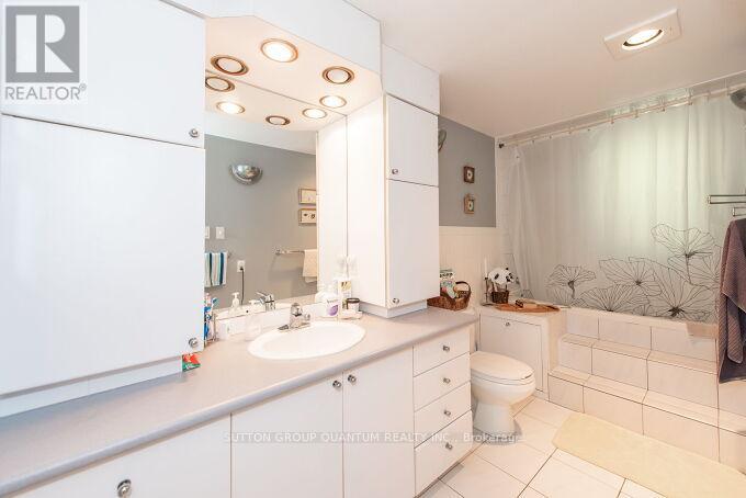 18 Sullivan's Lane, Hamilton (Dundas), Ontario  L9H 5N7 - Photo 36 - X12756504