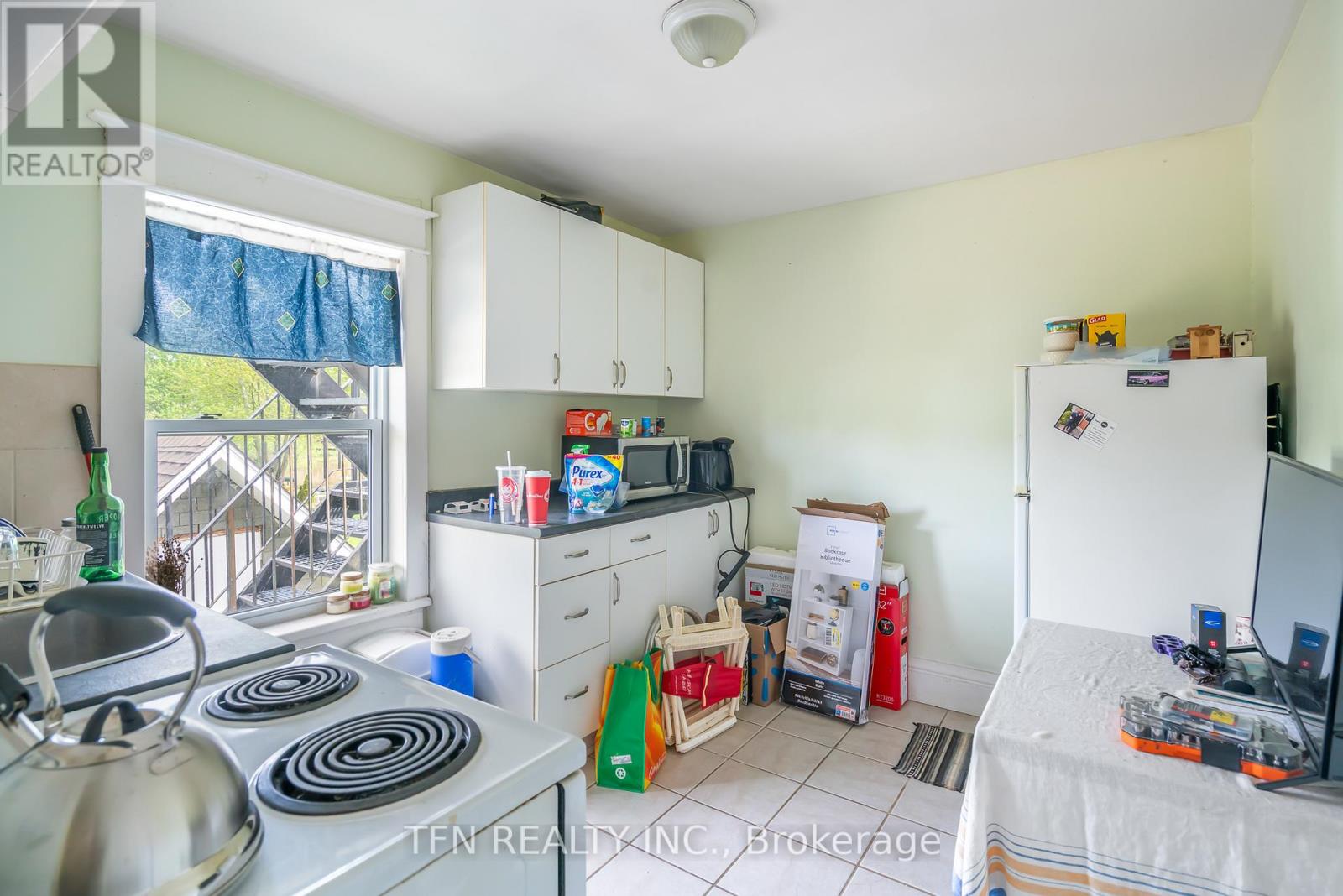 70 Mill Street, Welland (Broadway), Ontario  L3C 4Y2 - Photo 6 - X12756508