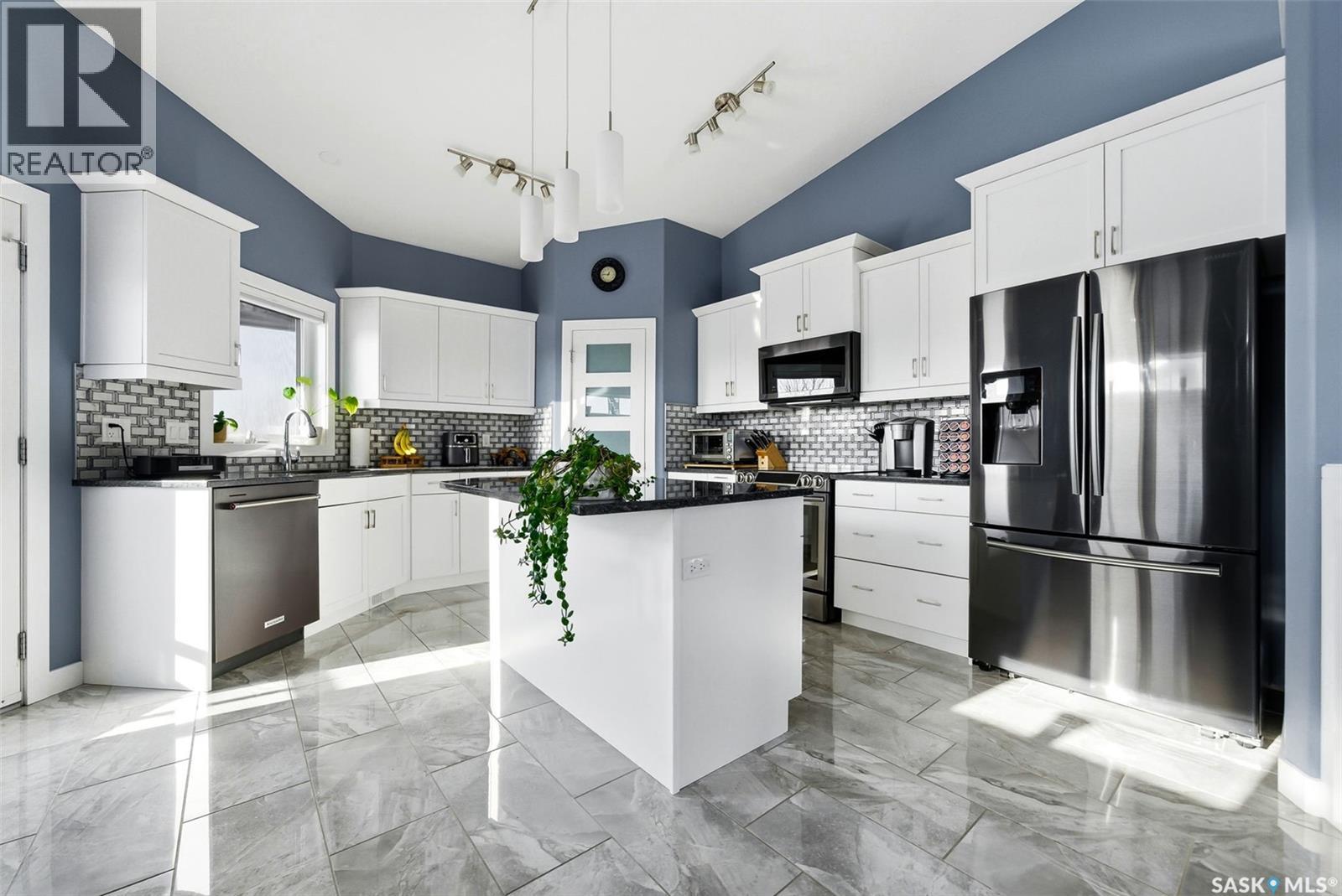 102 Plains Court, Pilot Butte, Saskatchewan  S0G 3Z0 - Photo 10 - SK027713