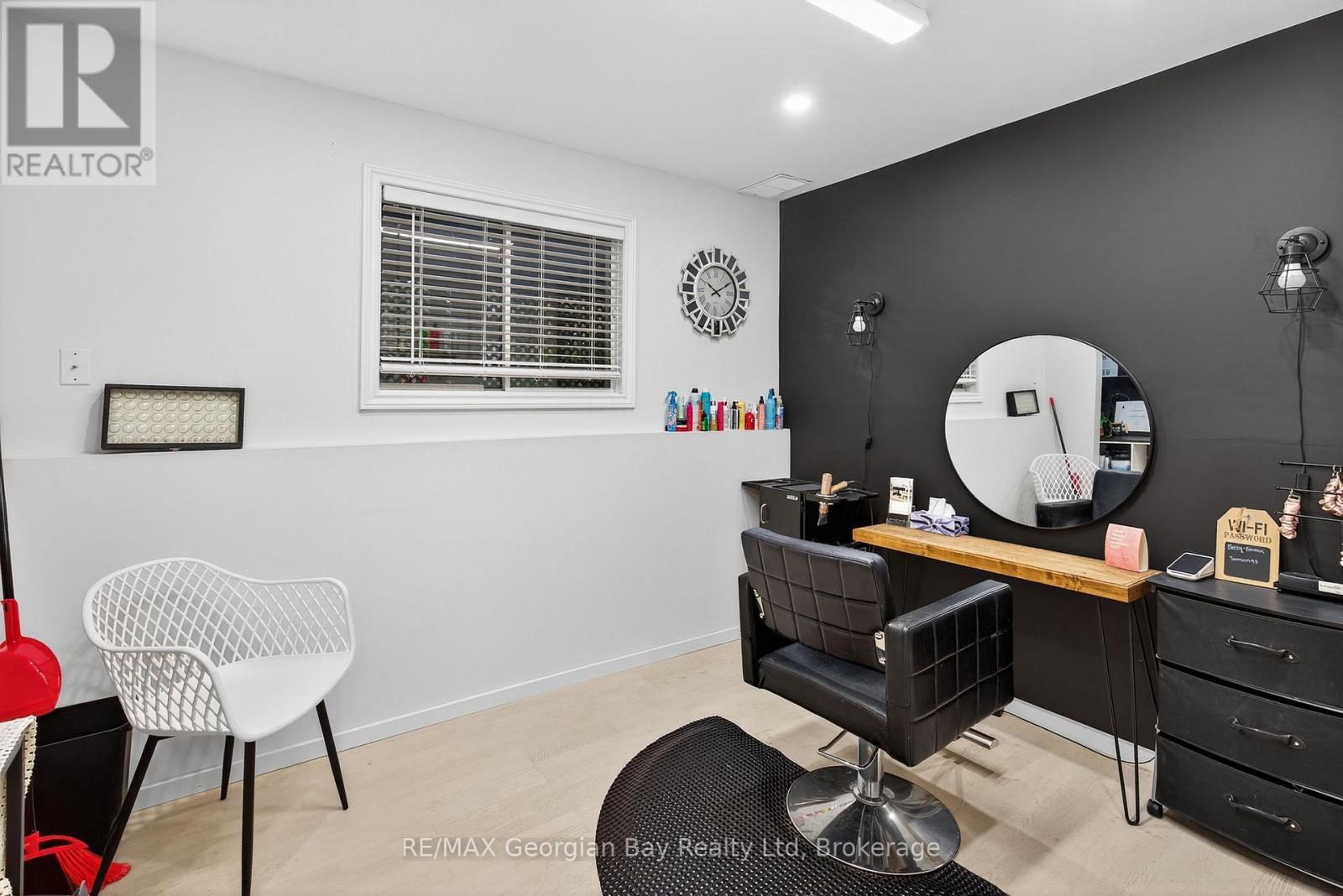 93 Edward Street, Penetanguishene, Ontario  L9M 1J3 - Photo 32 - S12756554