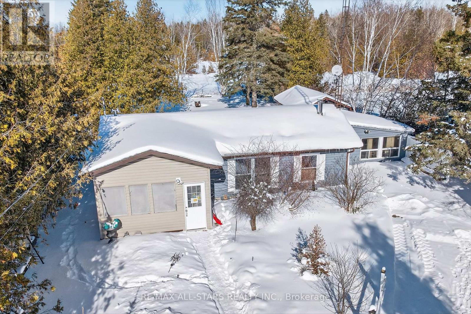 220 Mcguire Beach Road, Kawartha Lakes, Ontario  K0M 2B0 - Photo 2 - X12756516