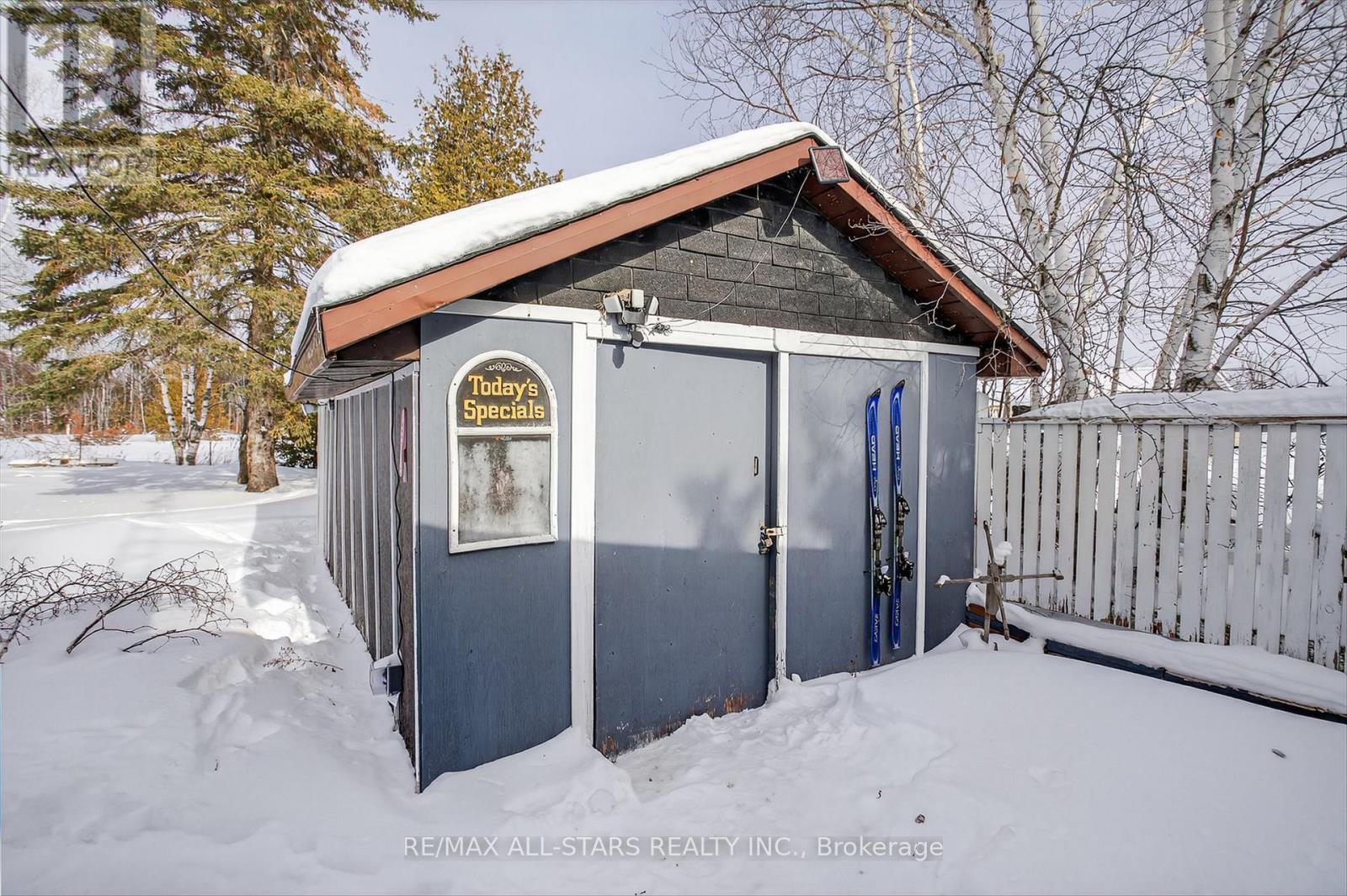 220 Mcguire Beach Road, Kawartha Lakes, Ontario  K0M 2B0 - Photo 34 - X12756516