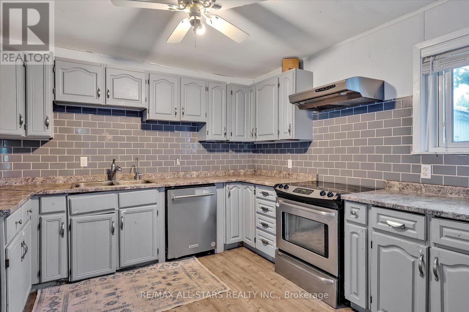 7276 Hwy 35 Highway N, Kawartha Lakes, Ontario  K0M 1K0 - Photo 14 - X12756576