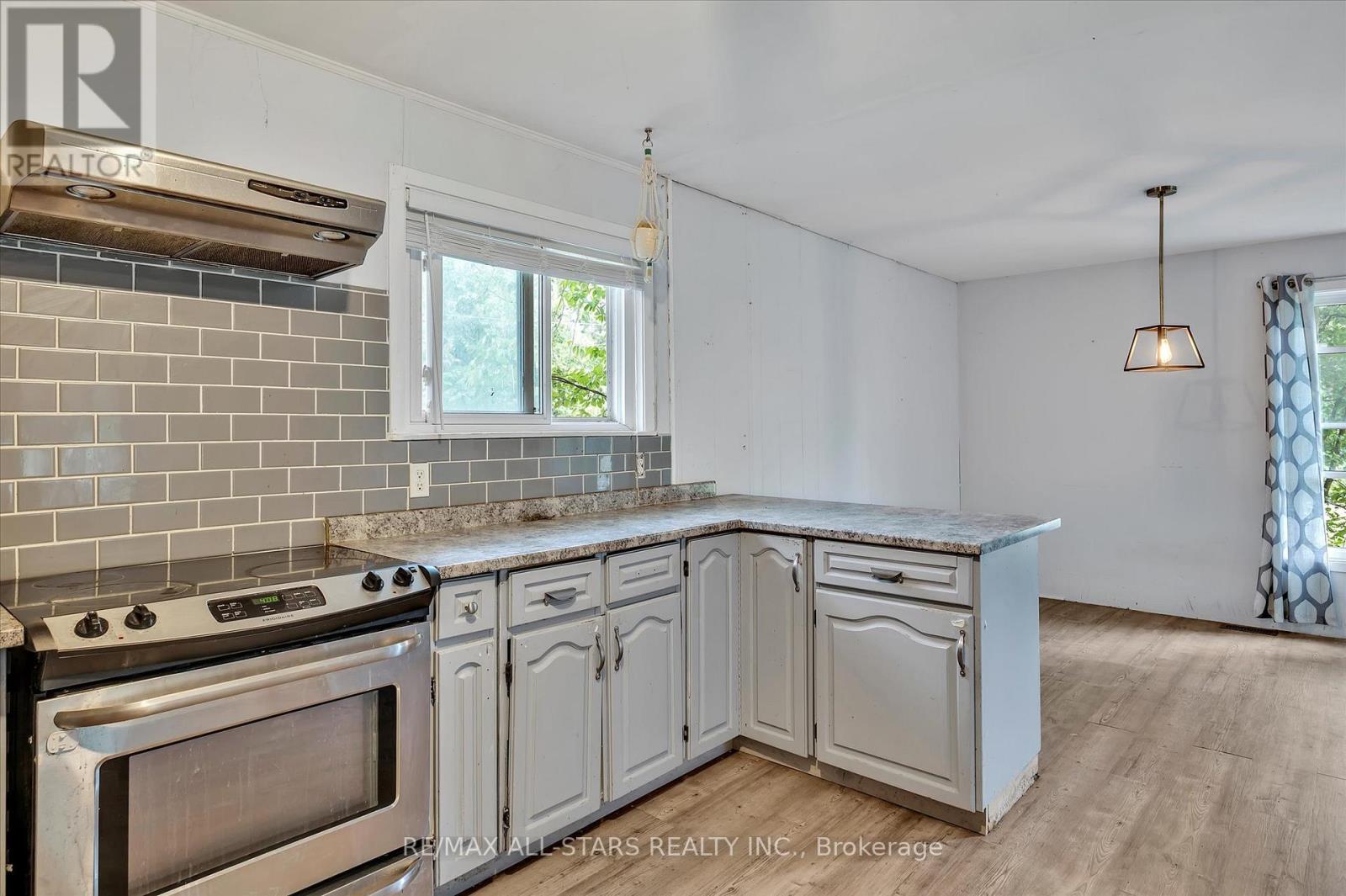 7276 Hwy 35 Highway N, Kawartha Lakes, Ontario  K0M 1K0 - Photo 16 - X12756576