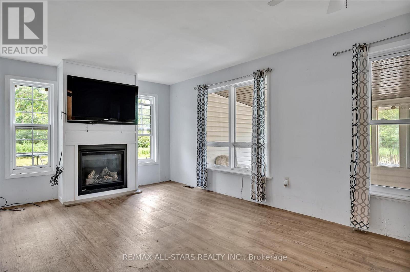 7276 Hwy 35 Highway N, Kawartha Lakes, Ontario  K0M 1K0 - Photo 9 - X12756576