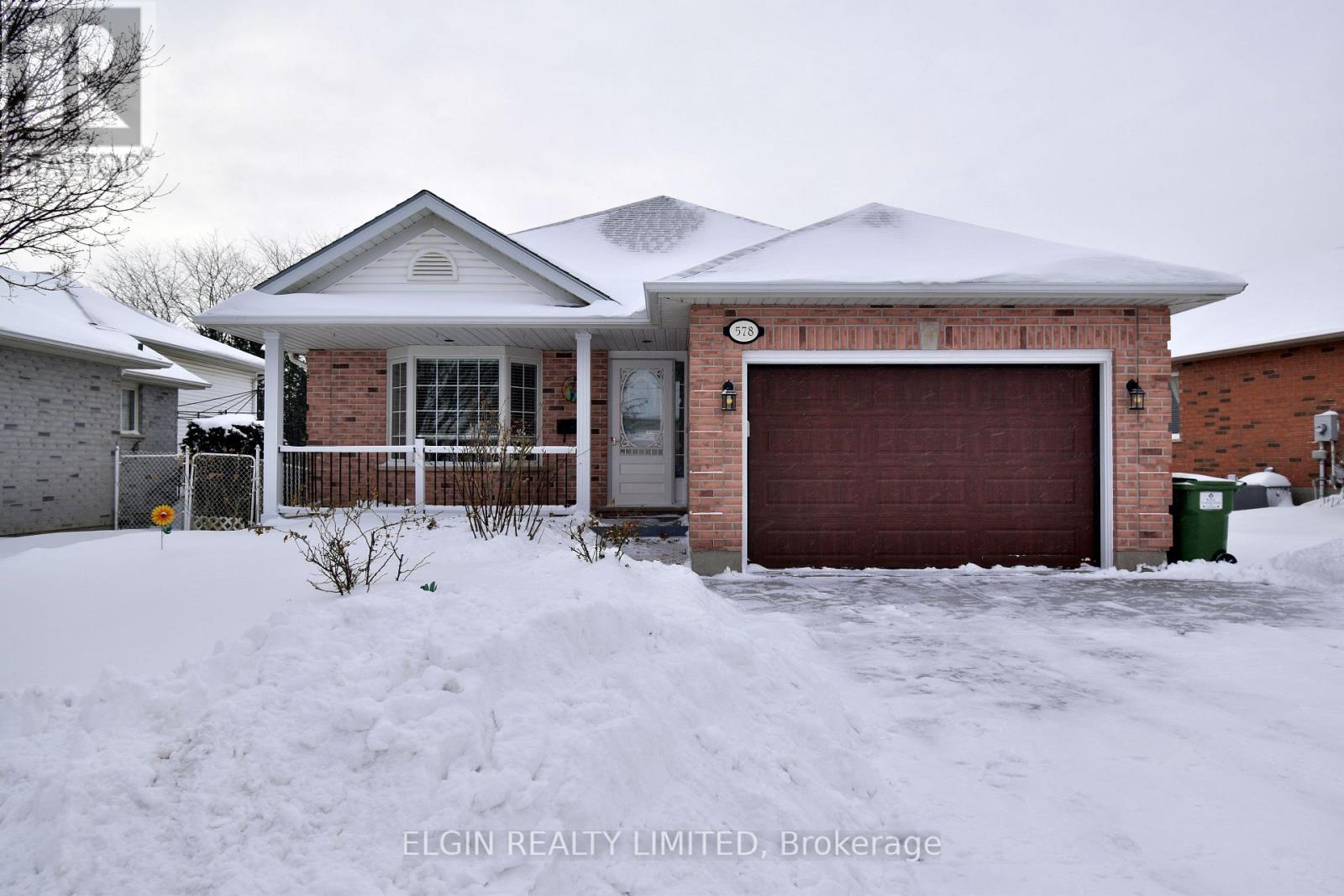 578 Wellington Street, St. Thomas, Ontario  N5R 6E1 - Photo 1 - X12756538