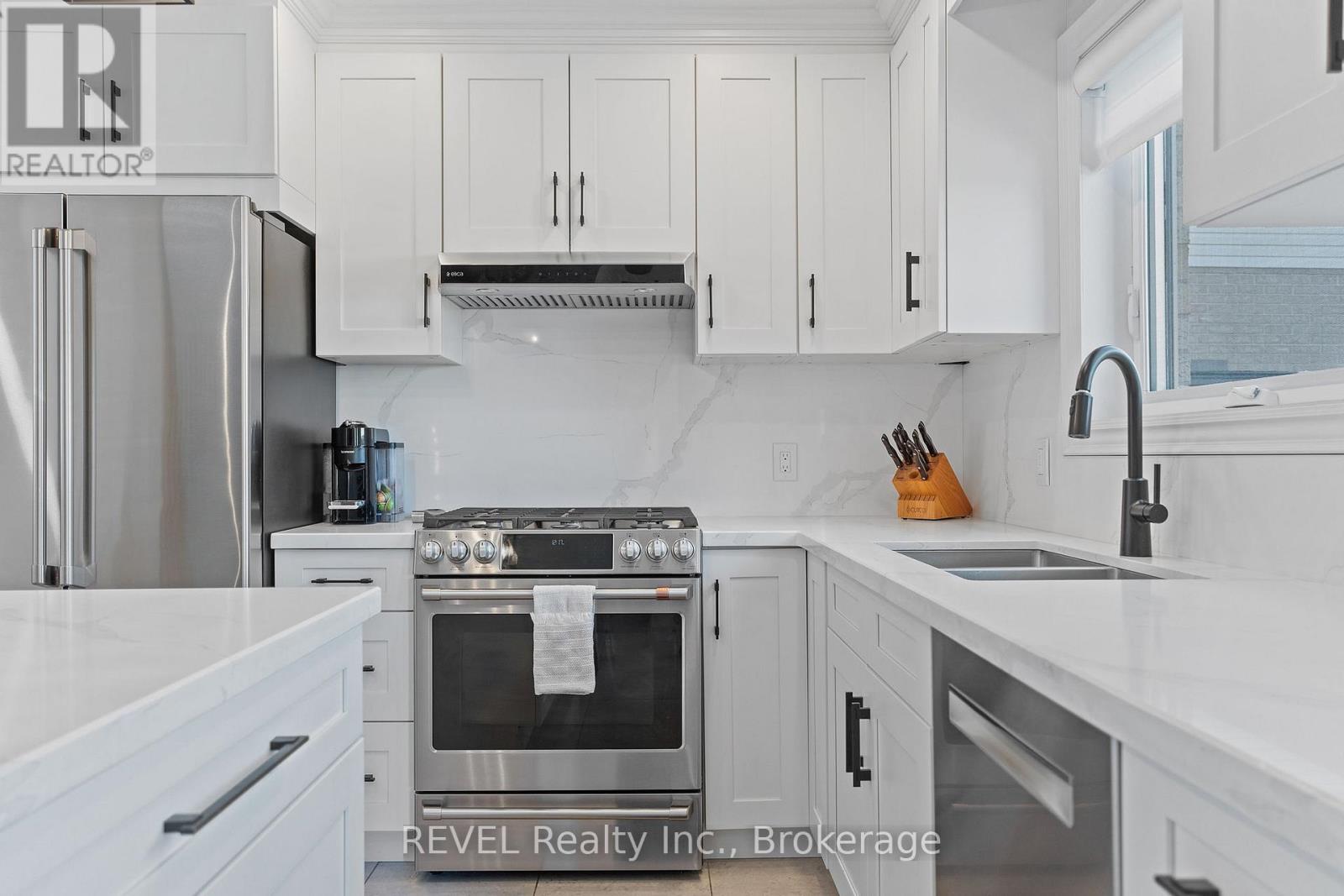 35 Agincourt Crescent, St. Catharines (Rykert/vansickle), Ontario  L2S 4B4 - Photo 10 - X12756528