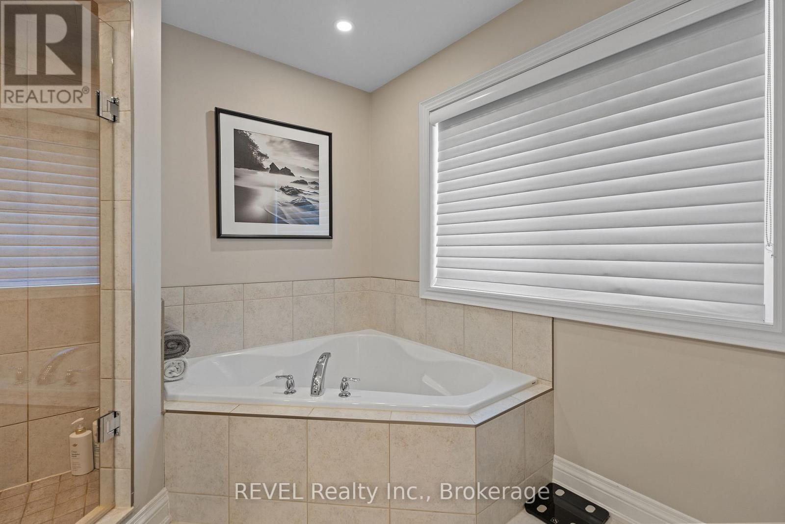 35 Agincourt Crescent, St. Catharines (Rykert/vansickle), Ontario  L2S 4B4 - Photo 29 - X12756528