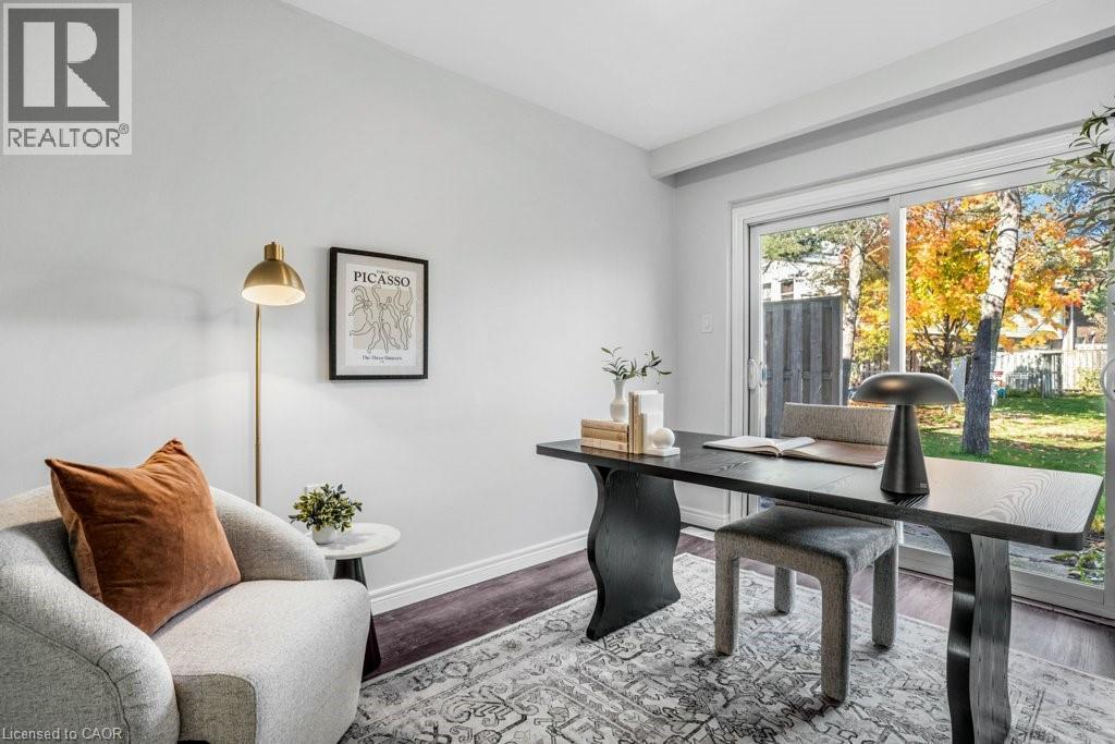 262 Westcourt Place, Waterloo, Ontario  N2L 2R7 - Photo 11 - 40771584
