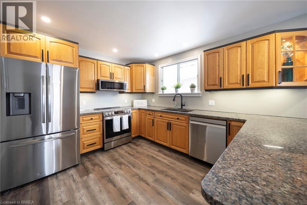 44 Shalfleet Boulevard, Brantford, Ontario  N3R 6L6 - Photo 10 - 40801945