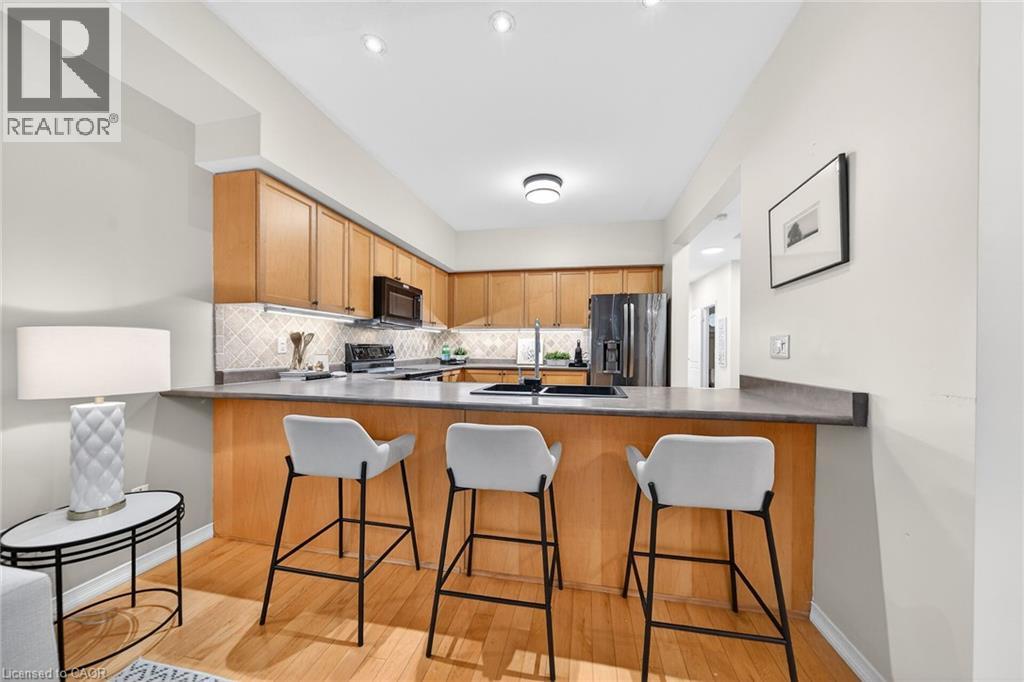 81 Valridge Drive Unit# 36, Ancaster, Ontario  L9G 5B6 - Photo 14 - 40798230