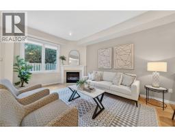 81 VALRIDGE Drive Unit# 36, Ancaster, Ontario