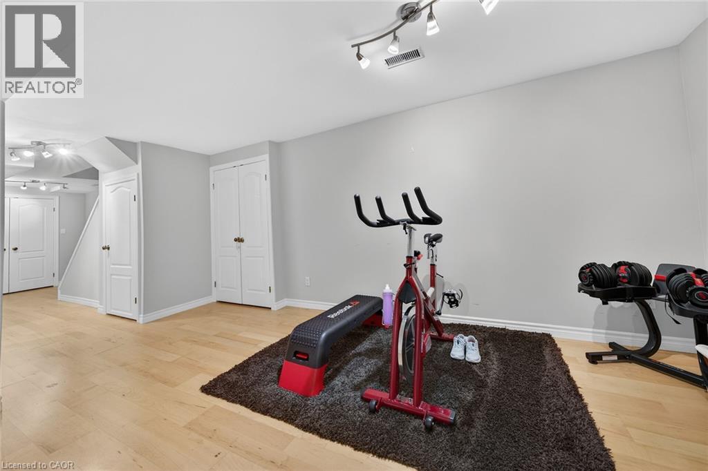 81 Valridge Drive Unit# 36, Ancaster, Ontario  L9G 5B6 - Photo 40 - 40798230