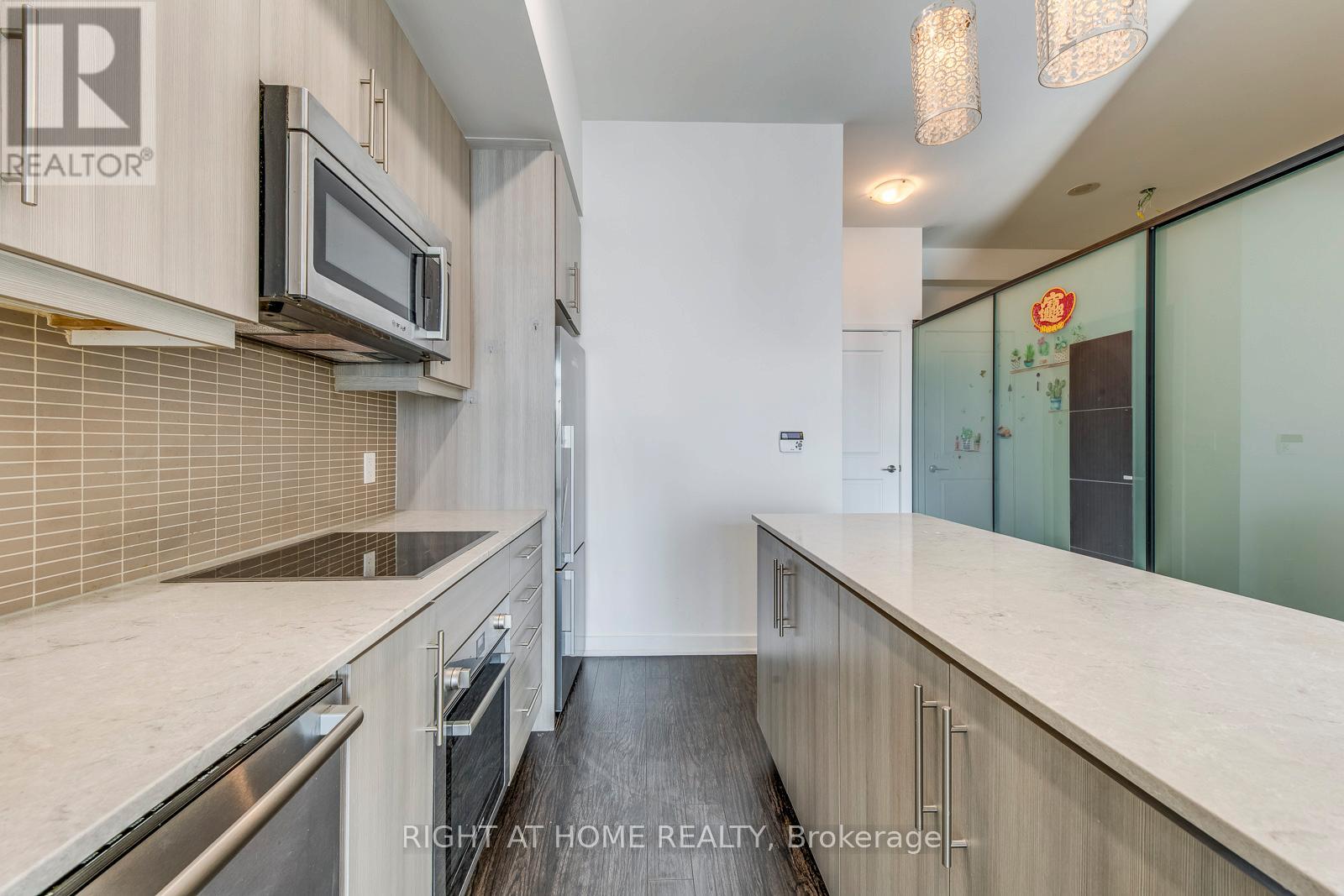 3401 - 1 The Esplanade Drive, Toronto (Waterfront Communities), Ontario  M5E 0A8 - Photo 10 - C12756592