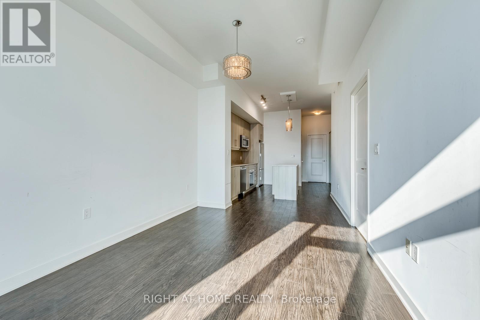 3401 - 1 The Esplanade Drive, Toronto (Waterfront Communities), Ontario  M5E 0A8 - Photo 15 - C12756592