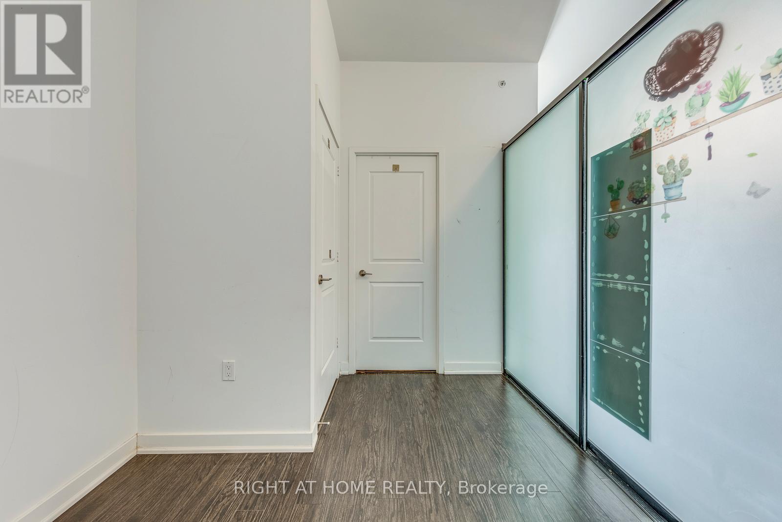 3401 - 1 The Esplanade Drive, Toronto (Waterfront Communities), Ontario  M5E 0A8 - Photo 21 - C12756592