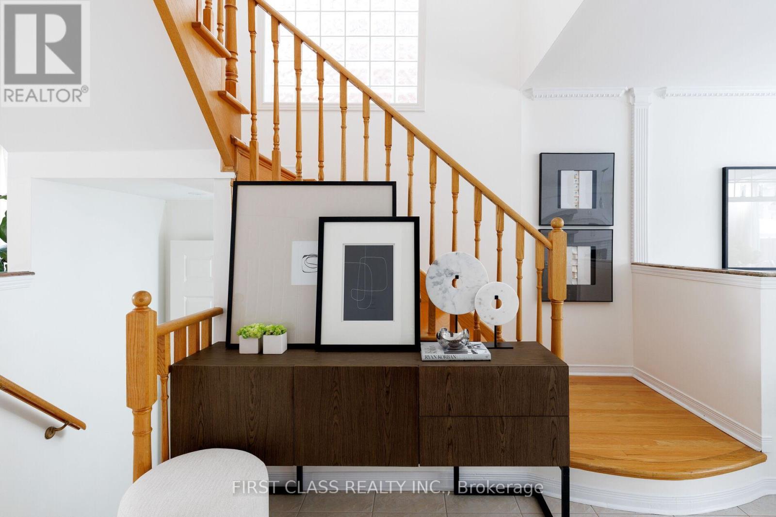 39 Dylan Street, Vaughan (Vellore Village), Ontario  L4H 2X6 - Photo 13 - N12756526