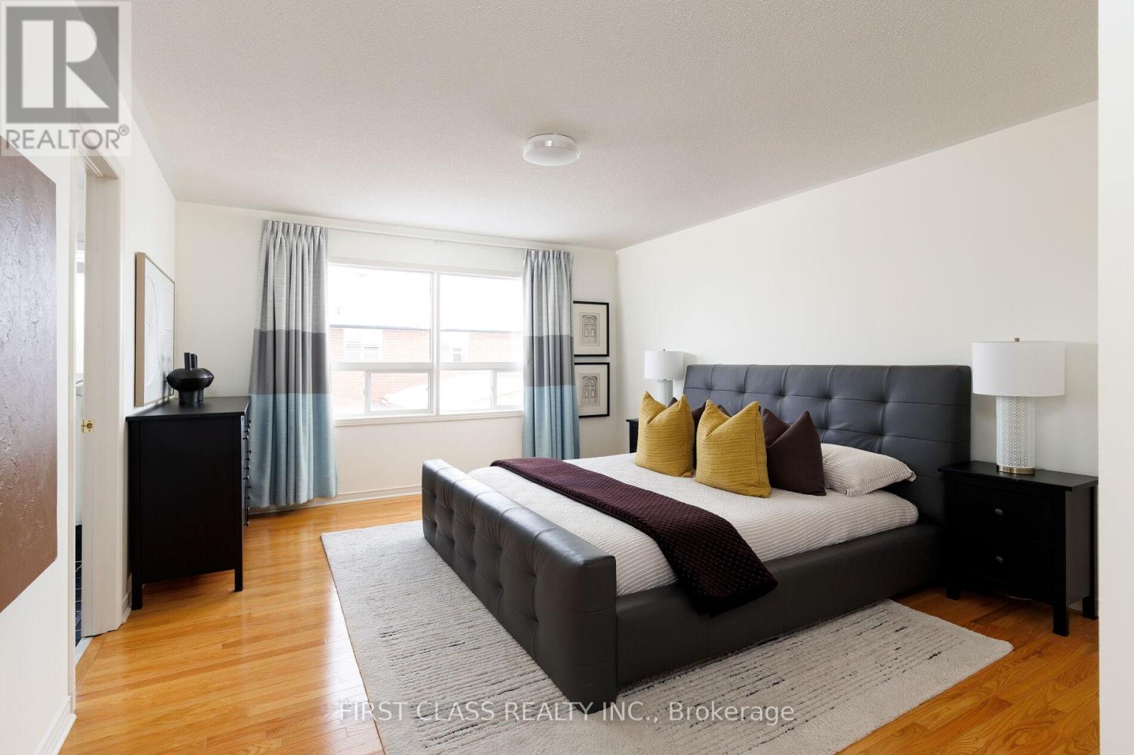 39 Dylan Street, Vaughan (Vellore Village), Ontario  L4H 2X6 - Photo 14 - N12756526