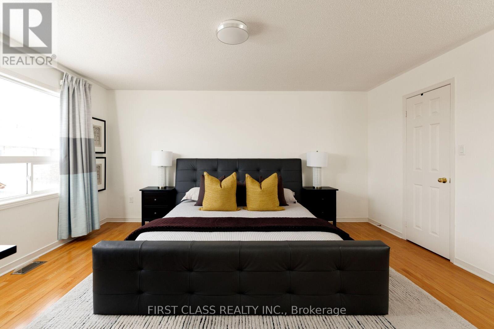 39 Dylan Street, Vaughan (Vellore Village), Ontario  L4H 2X6 - Photo 15 - N12756526