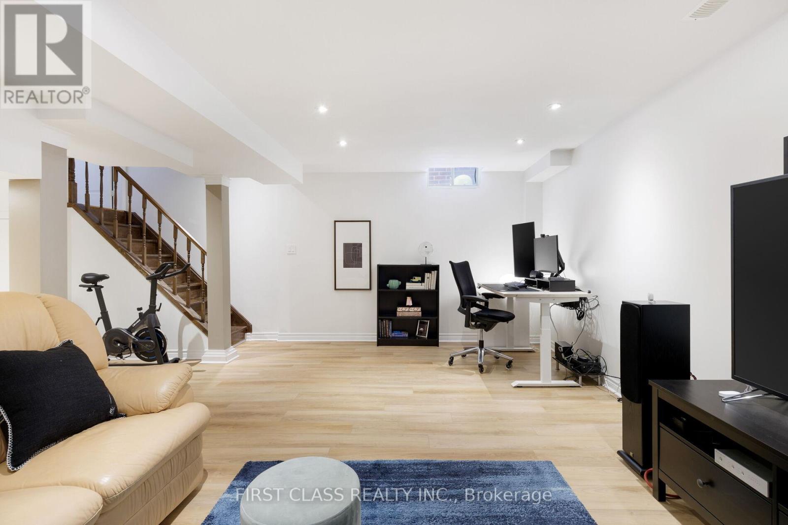 39 Dylan Street, Vaughan (Vellore Village), Ontario  L4H 2X6 - Photo 23 - N12756526