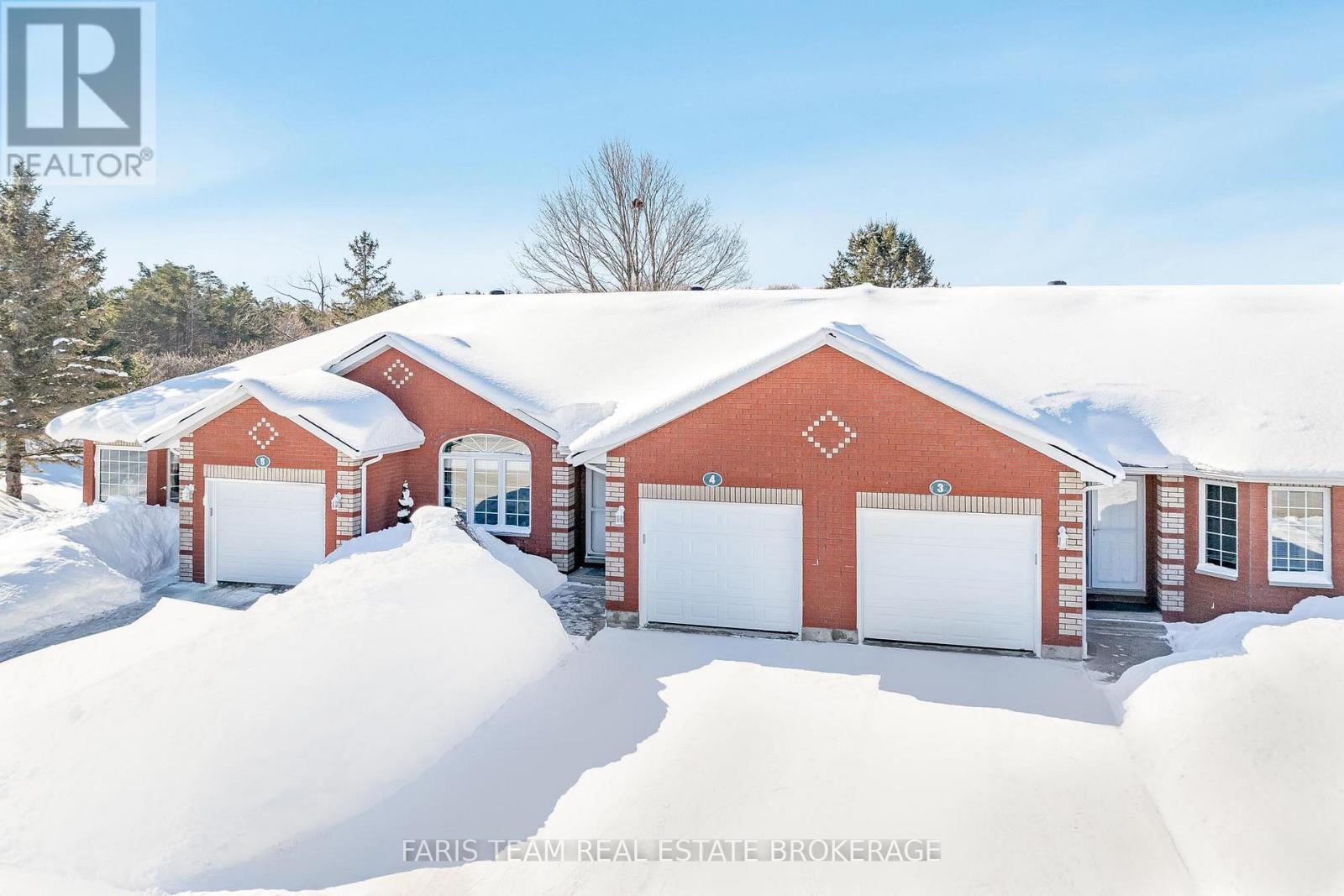 4 - 90 THOMPSONS ROAD, penetanguishene, Ontario