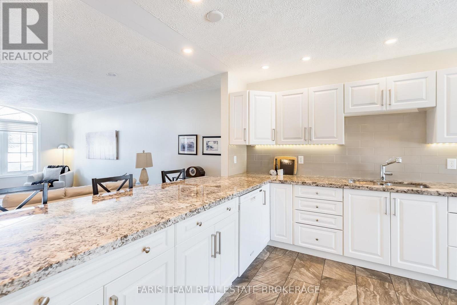 4 - 90 Thompsons Road, Penetanguishene, Ontario  L9M 2H1 - Photo 8 - S12756542