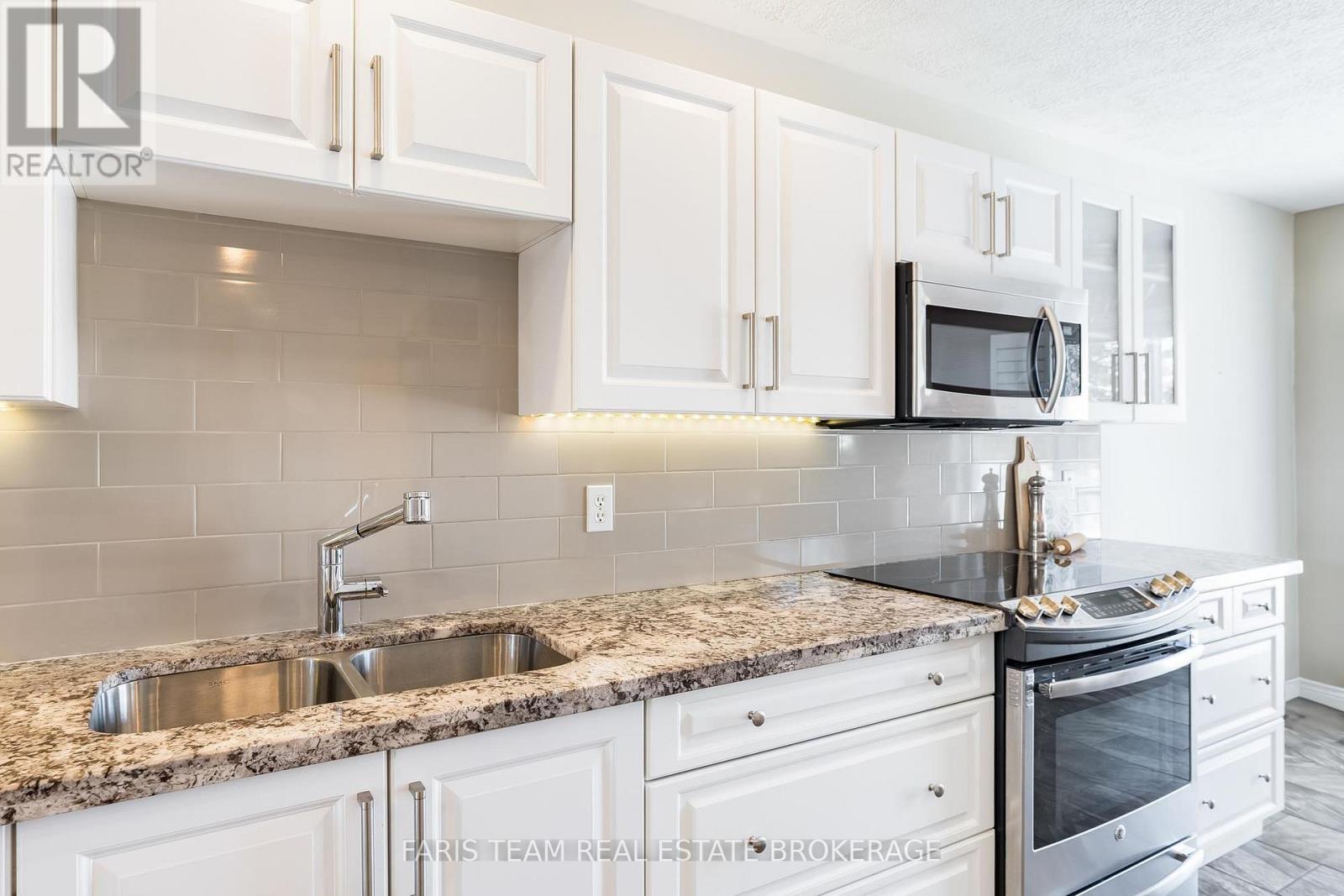 4 - 90 Thompsons Road, Penetanguishene, Ontario  L9M 2H1 - Photo 9 - S12756542