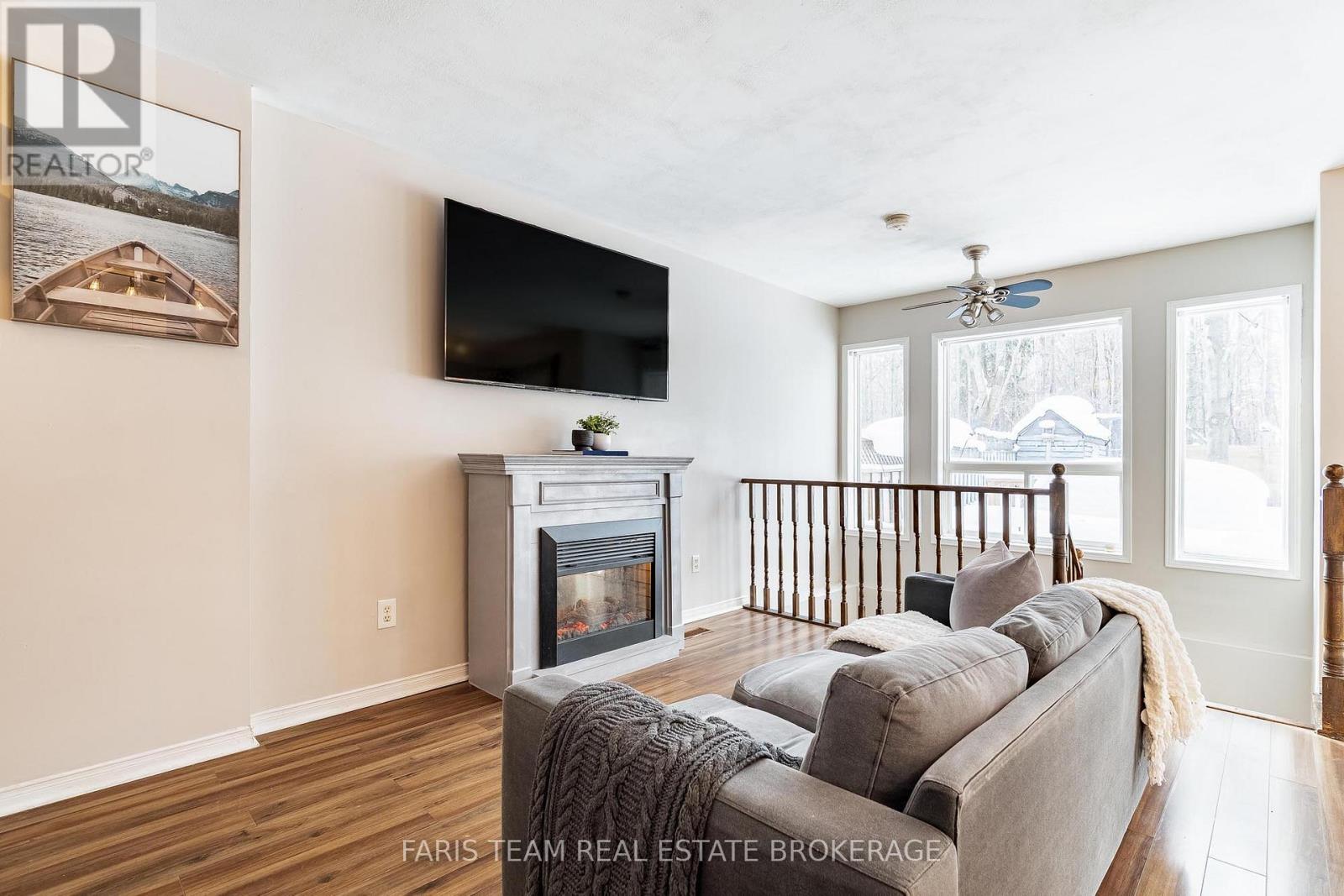 256 Ferndale Drive S, Barrie (Ardagh), Ontario  L4N 8J9 - Photo 15 - S12756568