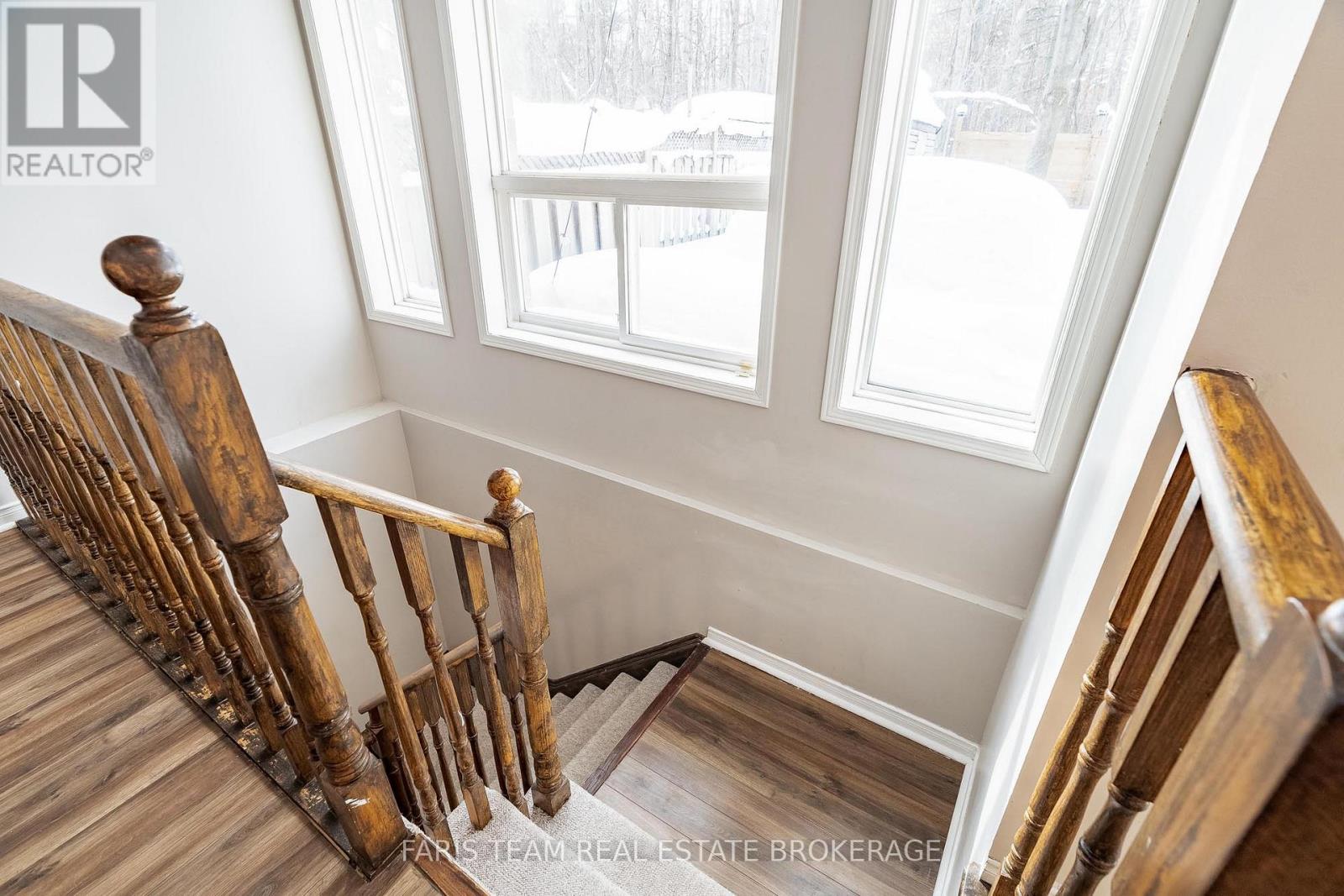 256 Ferndale Drive S, Barrie (Ardagh), Ontario  L4N 8J9 - Photo 27 - S12756568