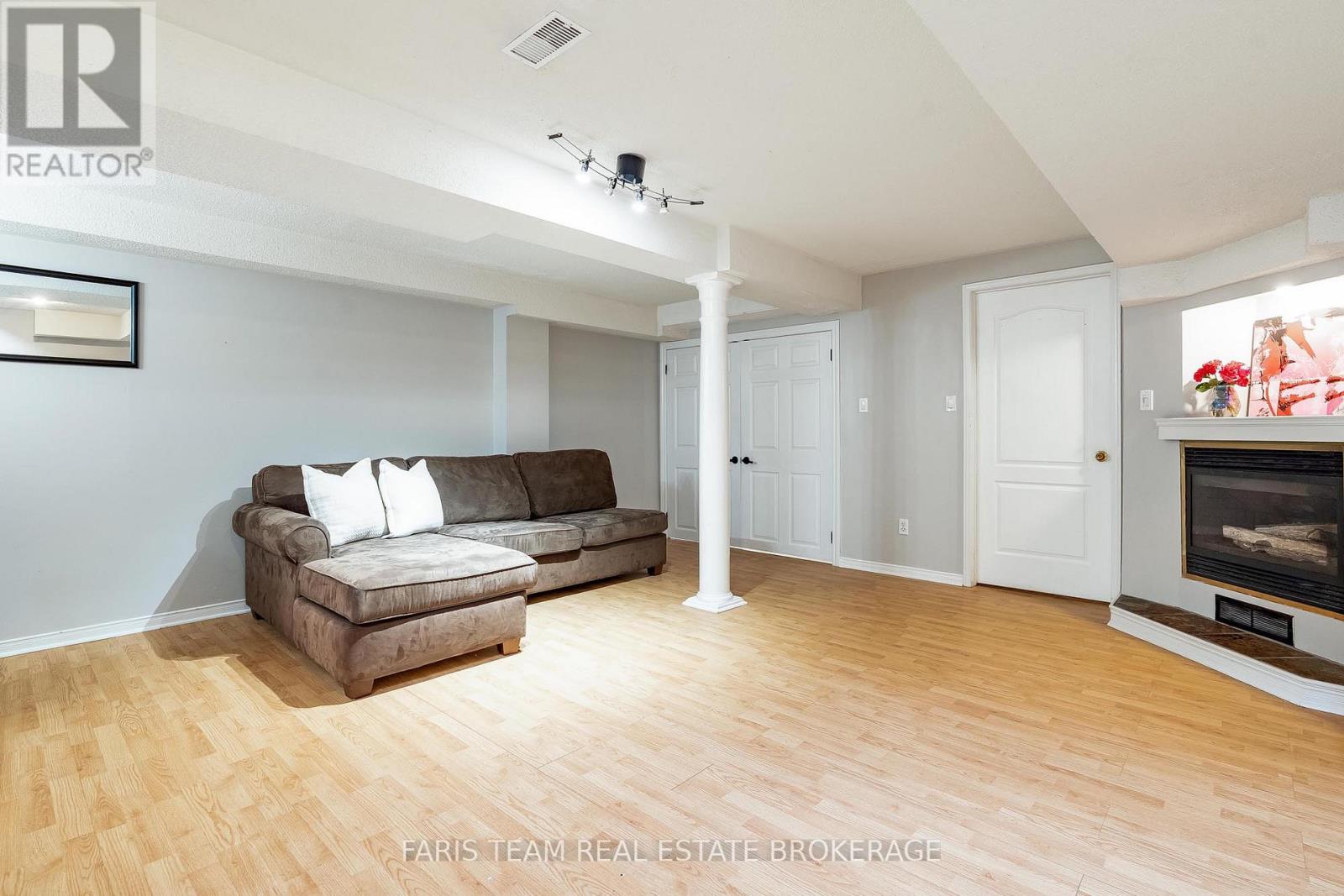 256 Ferndale Drive S, Barrie (Ardagh), Ontario  L4N 8J9 - Photo 28 - S12756568