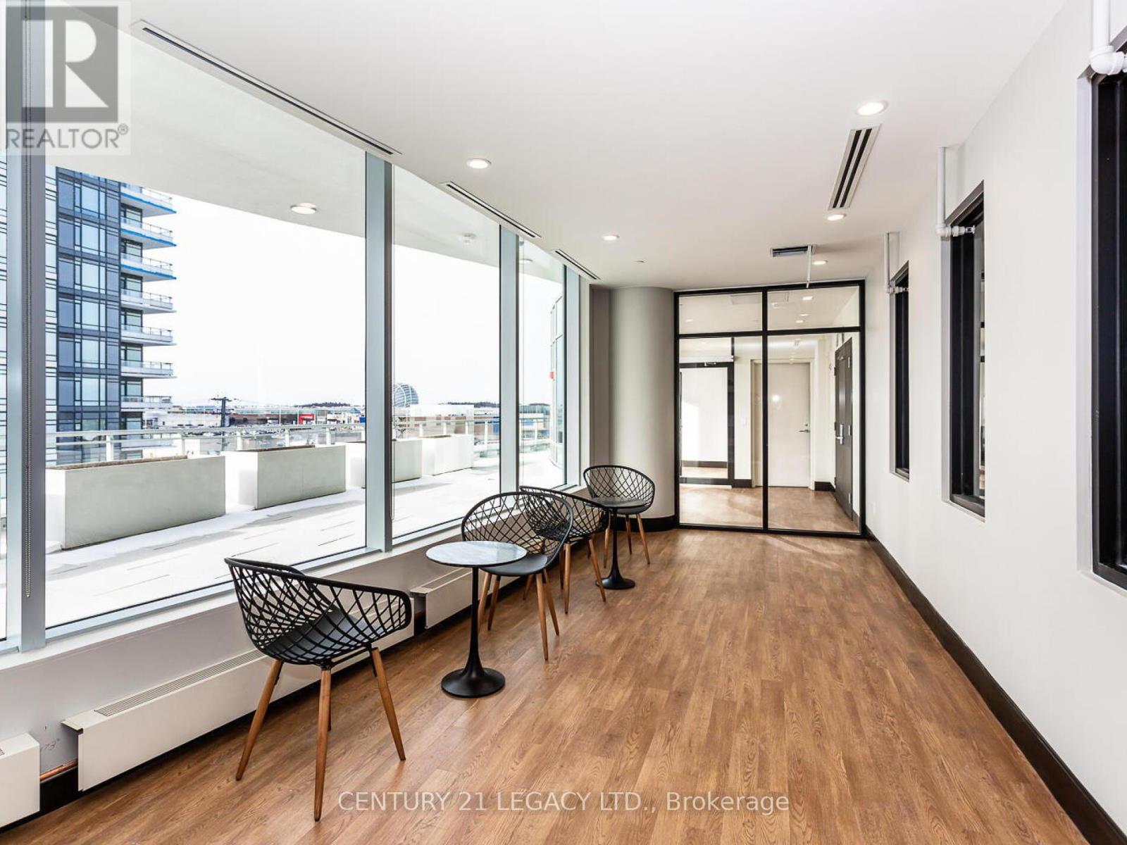 601 - 2520 Eglinton Avenue W, Mississauga, Ontario  L5M 0Y4 - Photo 15 - W12756548