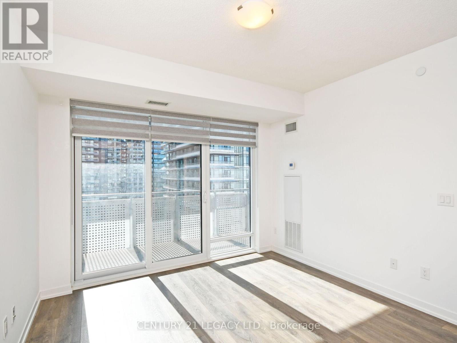 601 - 2520 Eglinton Avenue W, Mississauga, Ontario  L5M 0Y4 - Photo 29 - W12756548