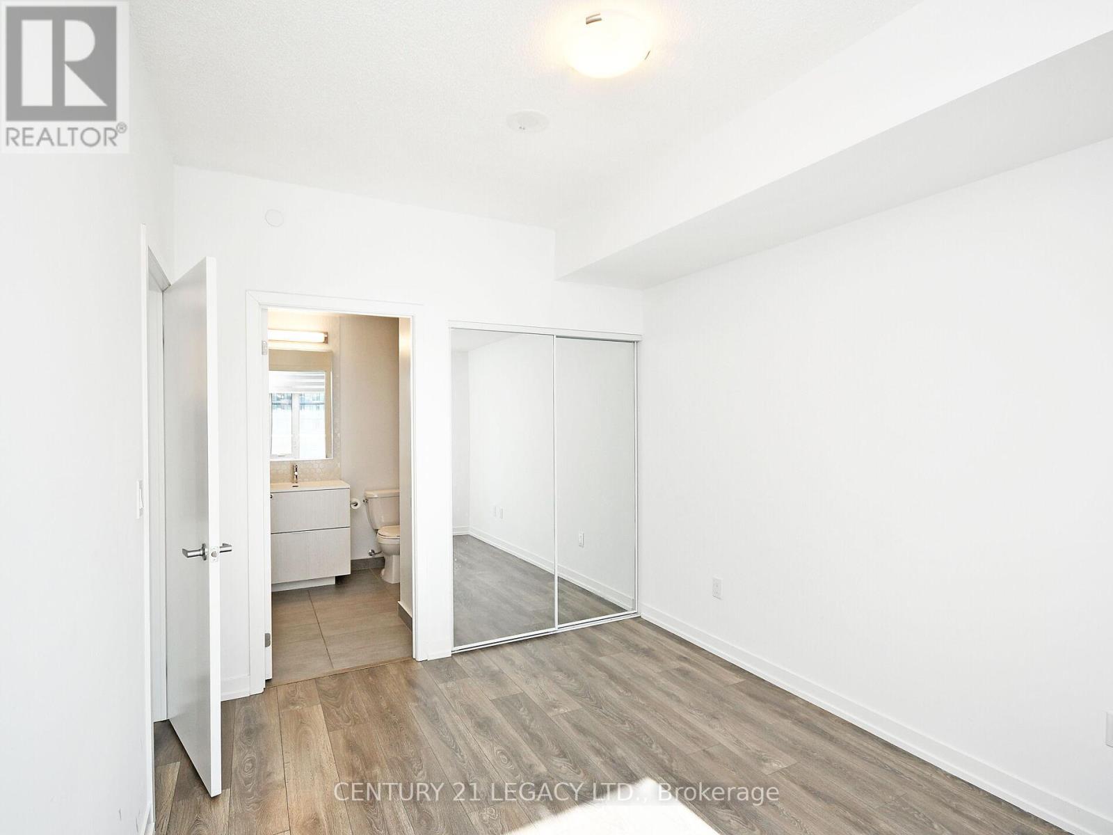 601 - 2520 Eglinton Avenue W, Mississauga, Ontario  L5M 0Y4 - Photo 35 - W12756548