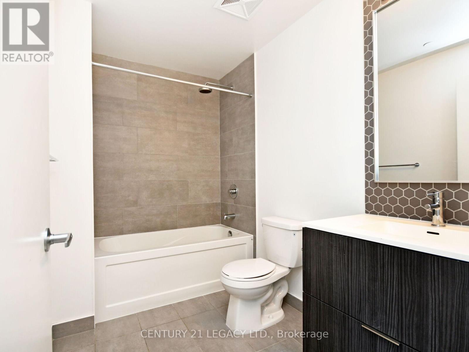 601 - 2520 Eglinton Avenue W, Mississauga, Ontario  L5M 0Y4 - Photo 41 - W12756548