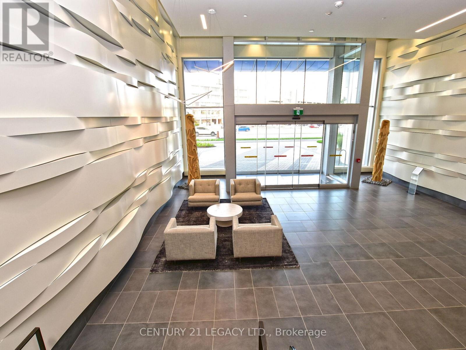 601 - 2520 Eglinton Avenue W, Mississauga, Ontario  L5M 0Y4 - Photo 8 - W12756548