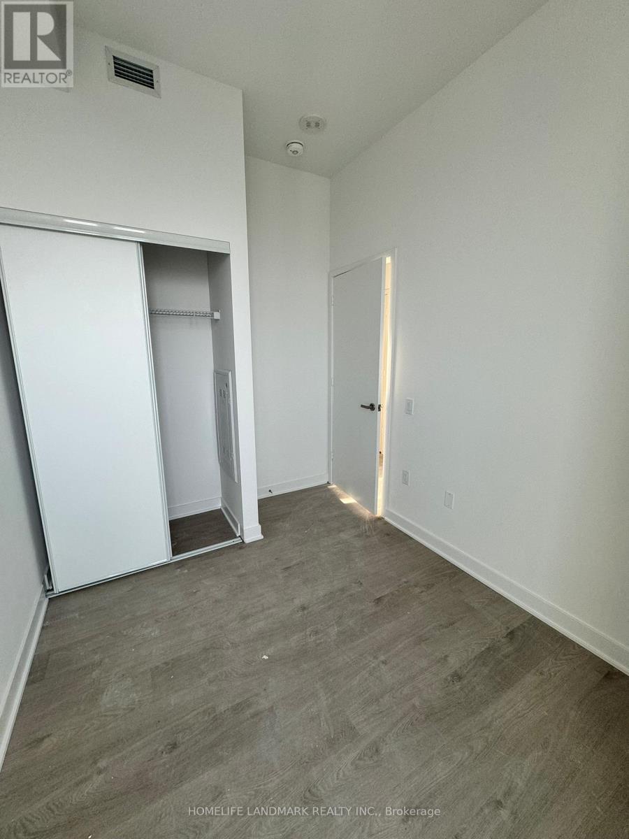 5409 - 3900 Confederation Parkway, Mississauga (City Centre), Ontario  L5B 0M3 - Photo 10 - W12756550