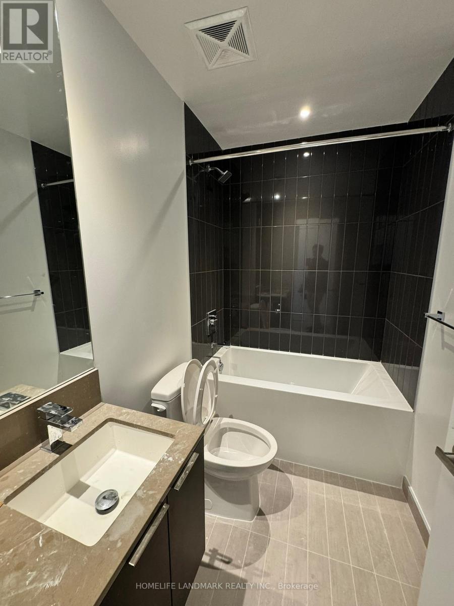 5409 - 3900 Confederation Parkway, Mississauga (City Centre), Ontario  L5B 0M3 - Photo 11 - W12756550