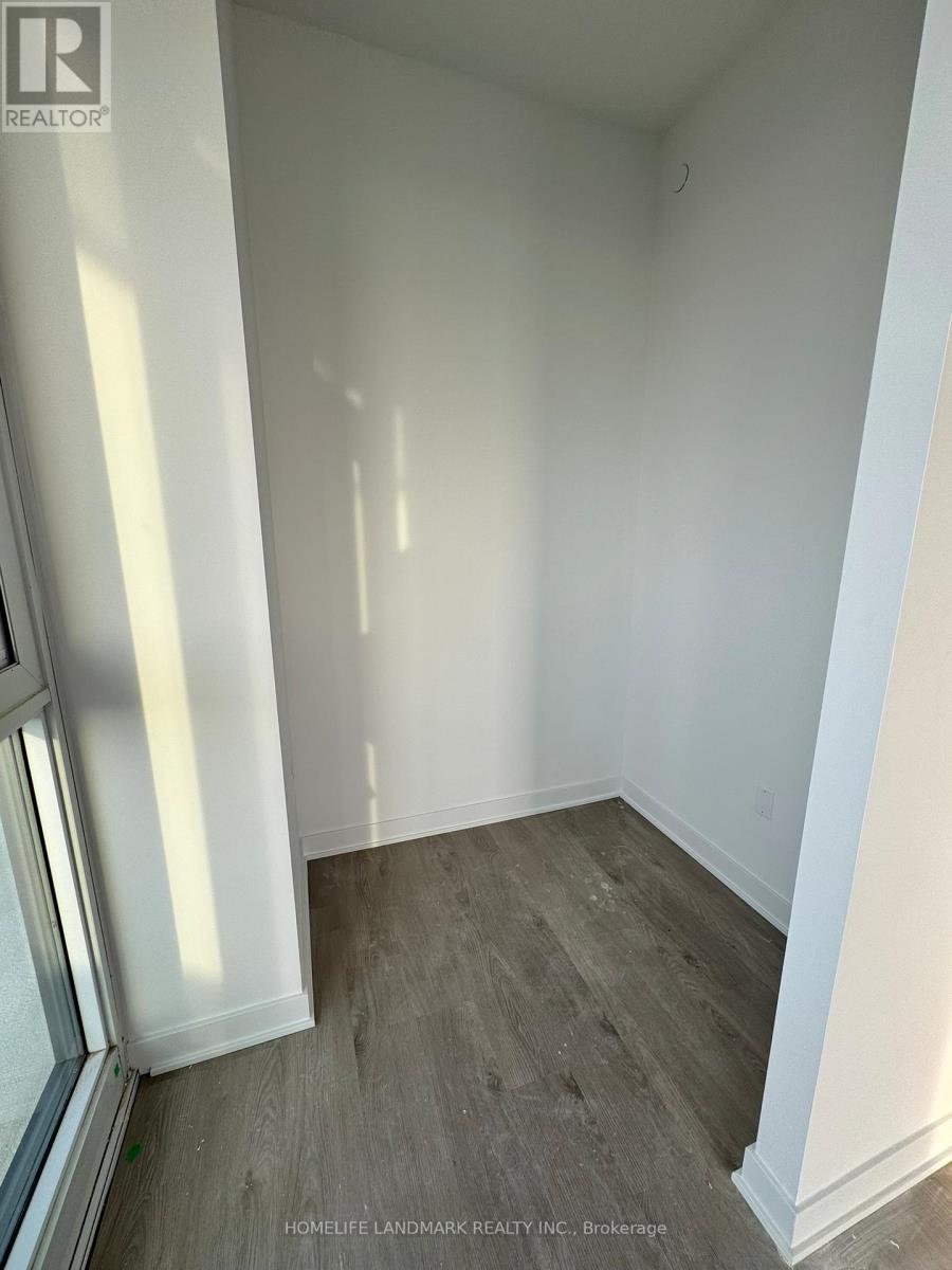 5409 - 3900 Confederation Parkway, Mississauga (City Centre), Ontario  L5B 0M3 - Photo 7 - W12756550