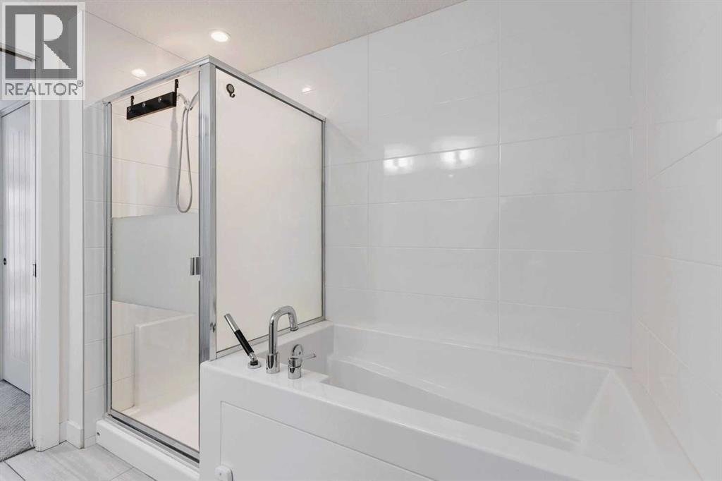 103, 25 Aspenmont Heights Sw, Calgary, Alberta  T3H 0E4 - Photo 23 - A2274638