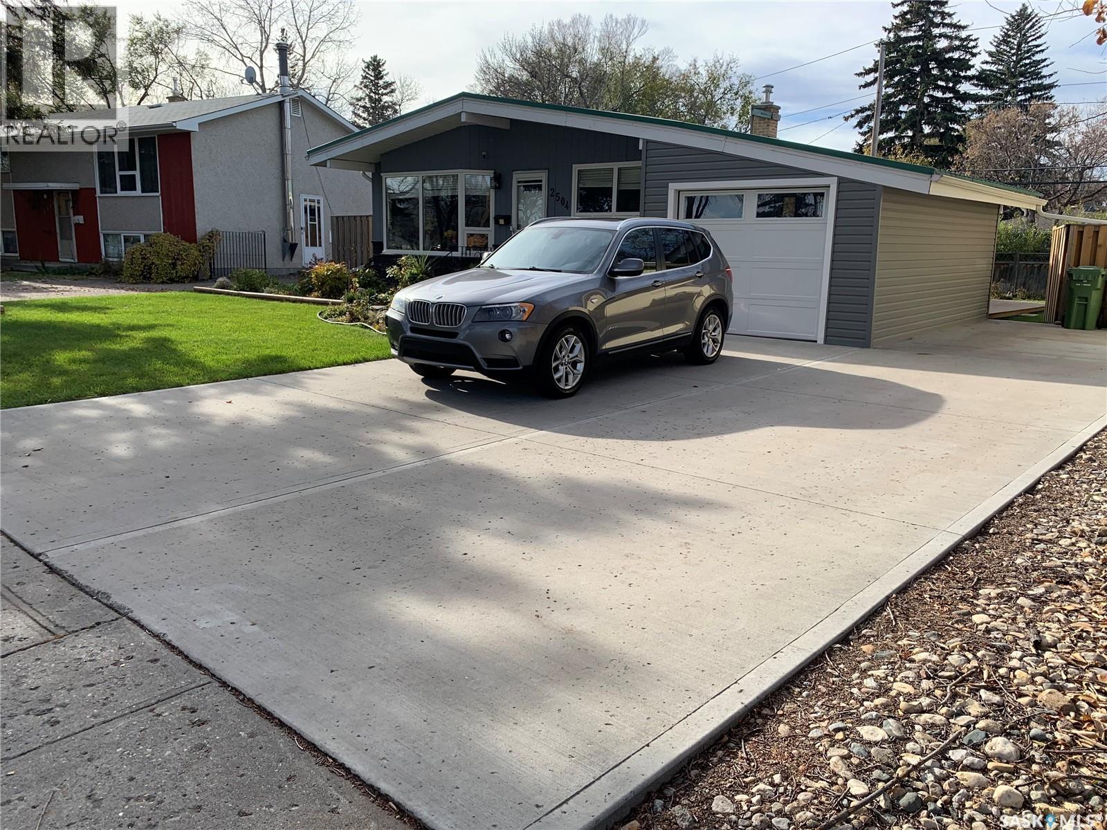 2504 Grant Road, Regina, Saskatchewan  S4S 5E6 - Photo 47 - SK027841